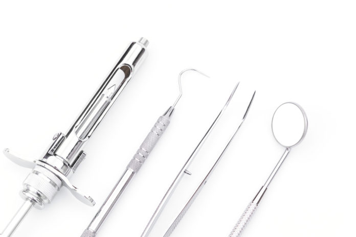 DM_il-dentista-moderno_Sito-vende-kit-per-odontoiatria-“fai-da-te”-dall’ortodonzia-allo-sbiancamento